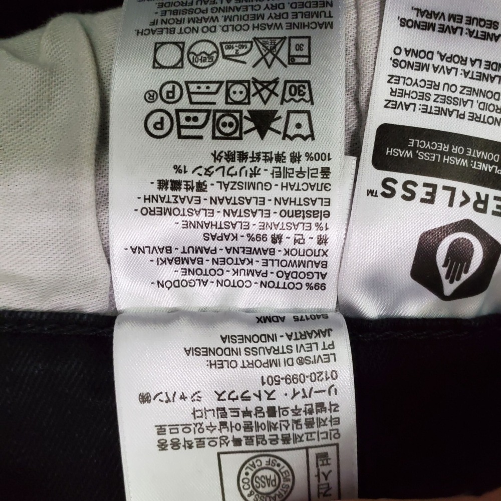 Levi's 541 Men Jeans 38x32 Black Denim‎ Straight Mid Rise Pockets (38x30) - Picture 9 of 10